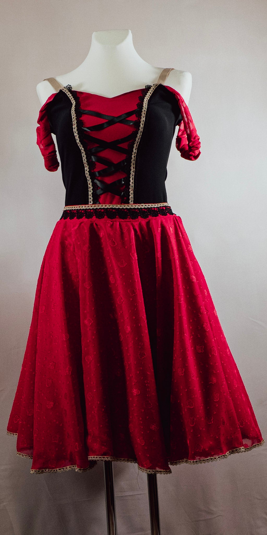 Copélia-Kleid für die Variation – Handarbeit