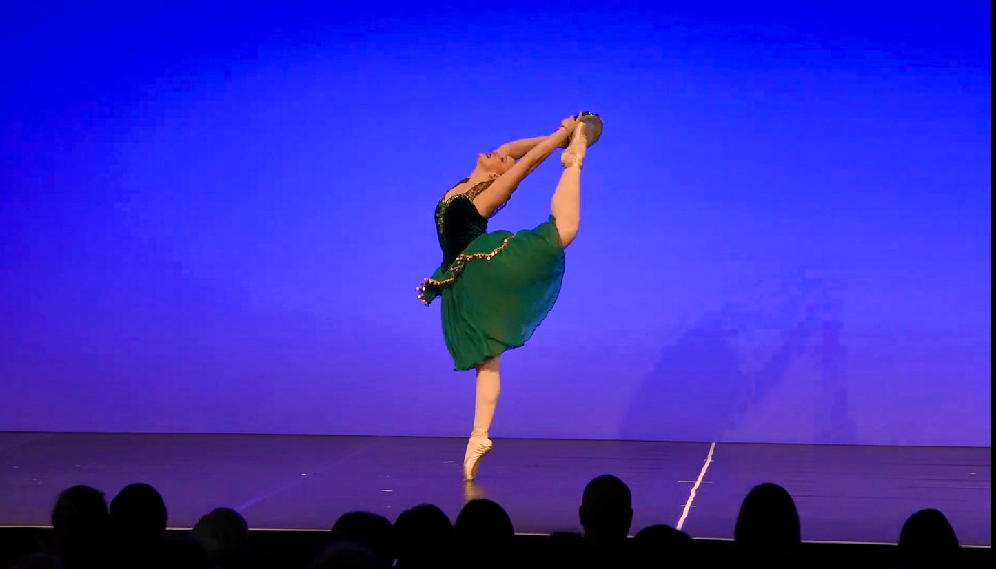 Esmeralda-Variation – handgefertigtes Kostüm