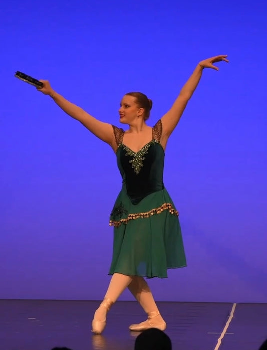 Esmeralda-Variation – handgefertigtes Kostüm