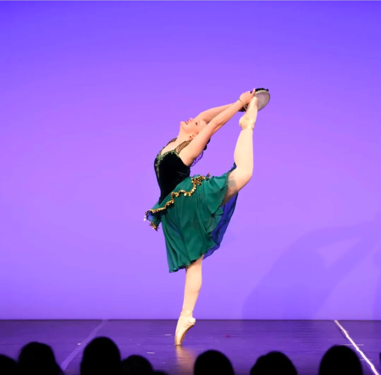 Esmeralda-Variation – handgefertigtes Kostüm