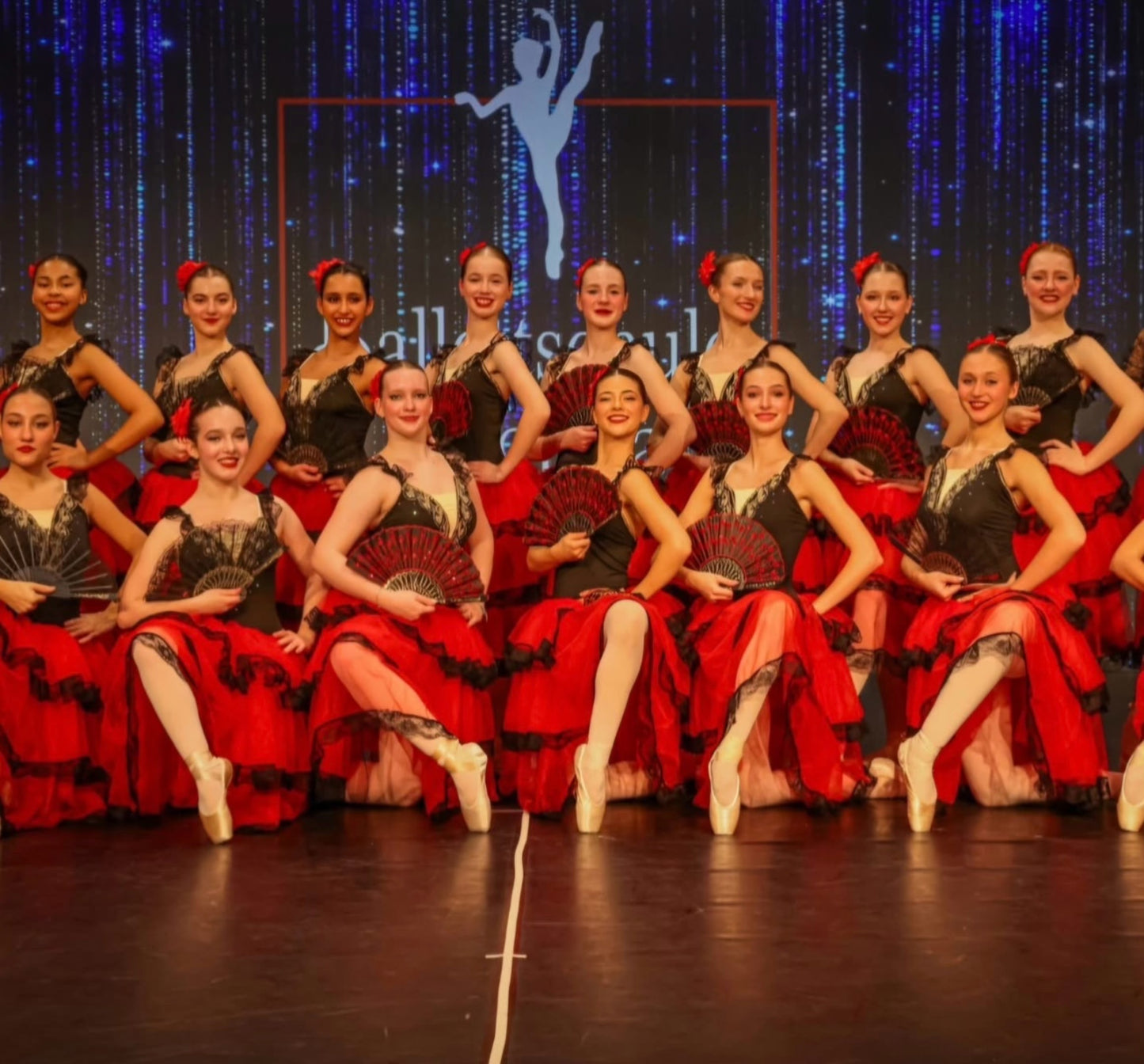 Komplette Kostümgestaltung für Bühnenproduktionen